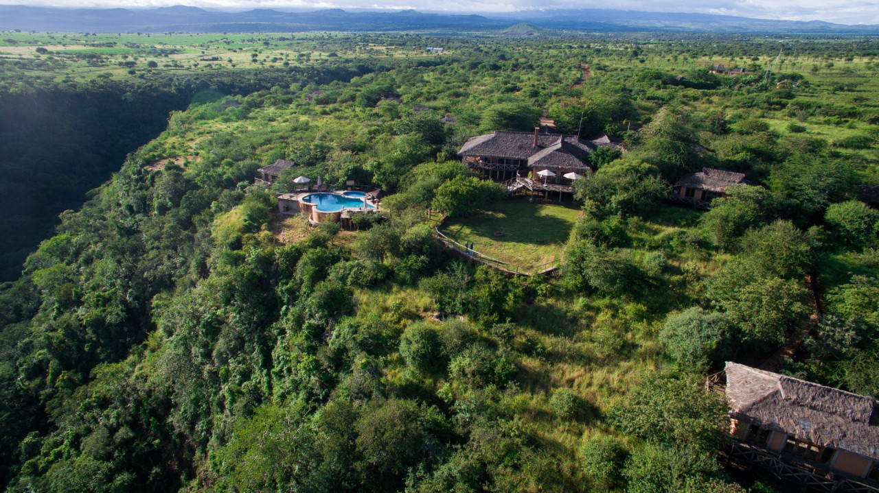 Africa Safari Manyara Escarpment Lodge with views over Lake Manyara