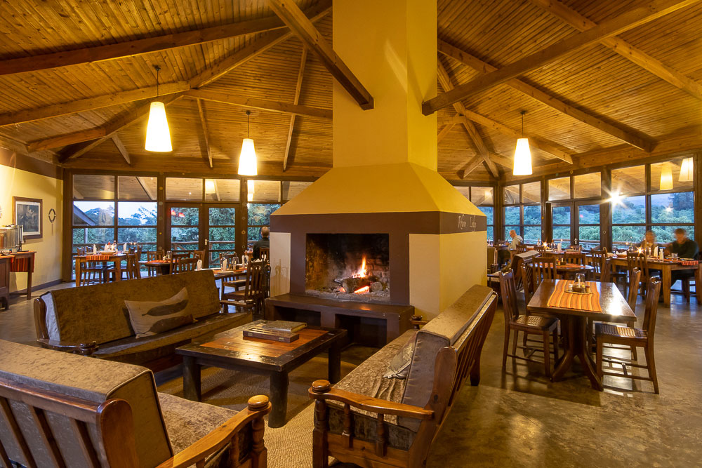 Rhino-Lodge-inside