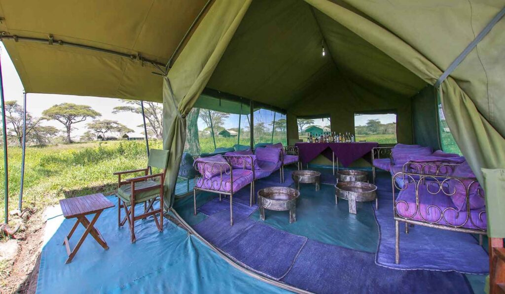 Serengeti Halisi camp inside