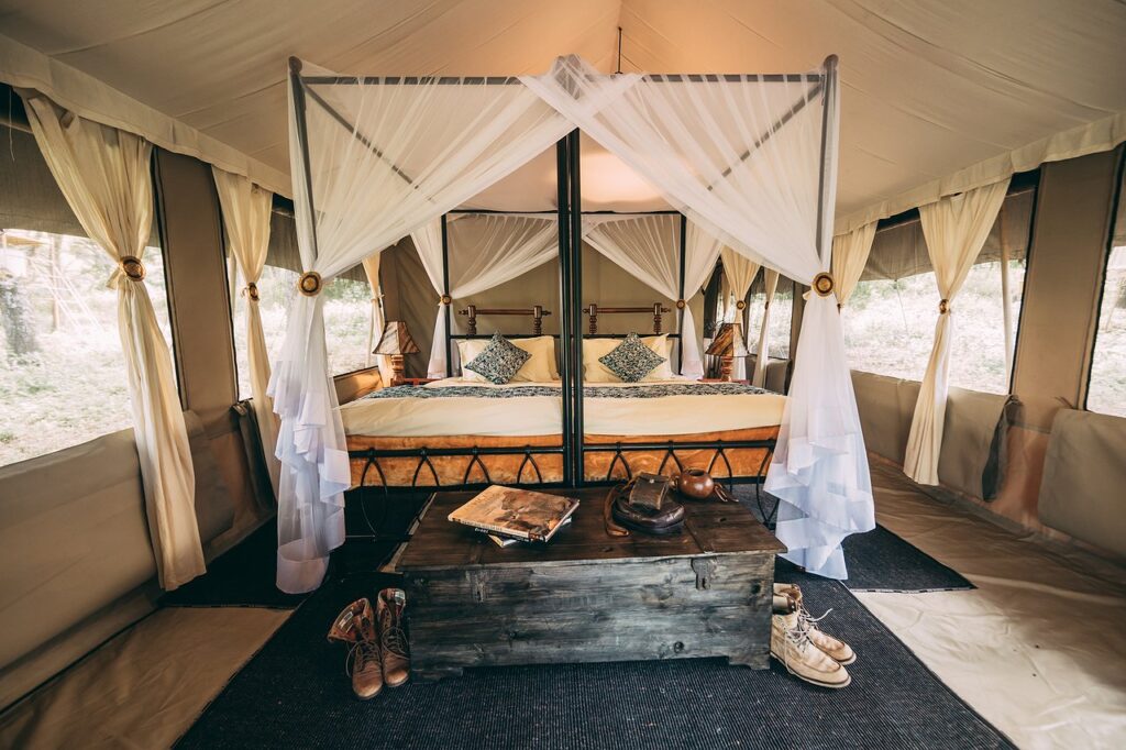 ngorongoro-tortilis-camp inside
