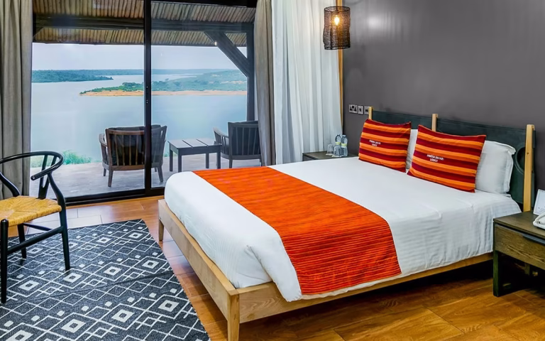Mweya Lodge - Queen Elizabeth